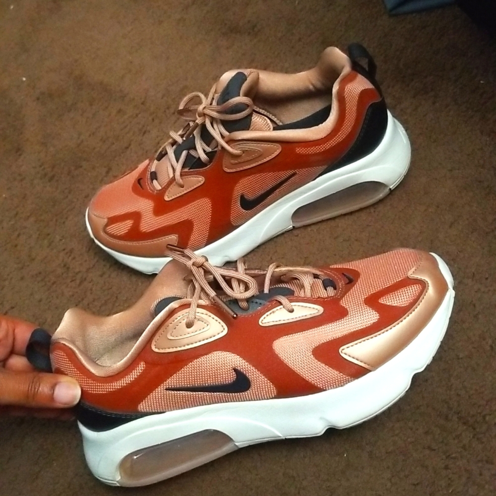 Nike Air Max 200 Sneakers